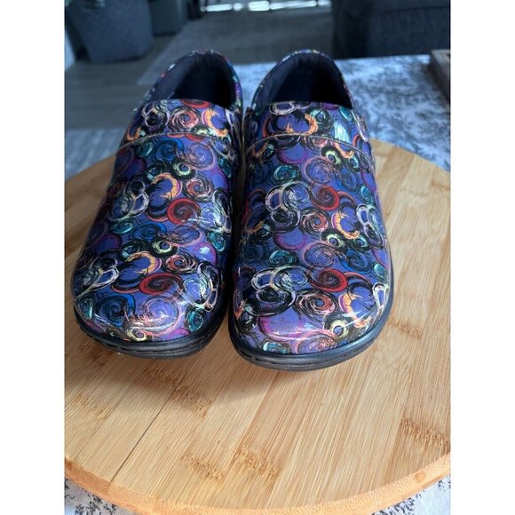 KLOGS MISSION SHINY BRIGHT PATENT Clog Professnl Slip Resistant Nurse 9.5M - Picture 1 of 7